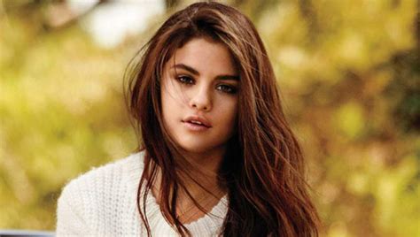 Selena Height, Weight, Shoe Size